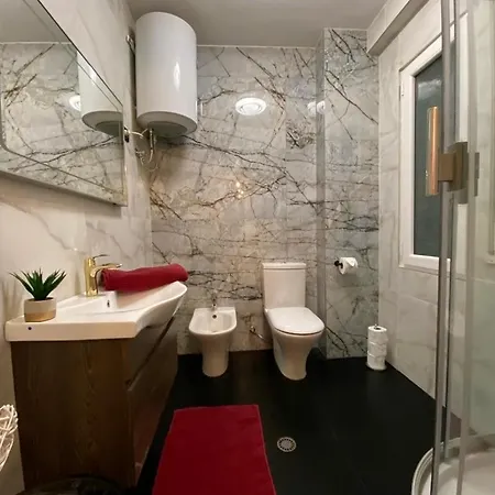 Modern Beachside 2 Апартаменты